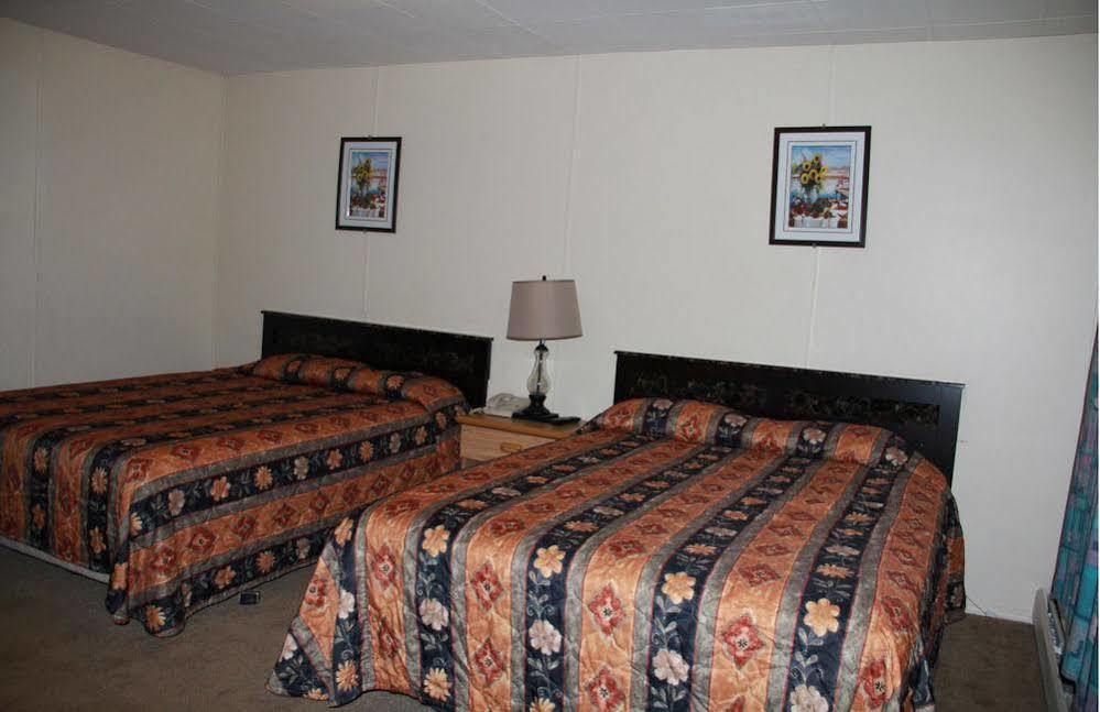 Bluebird Motel Innisfail Exterior foto